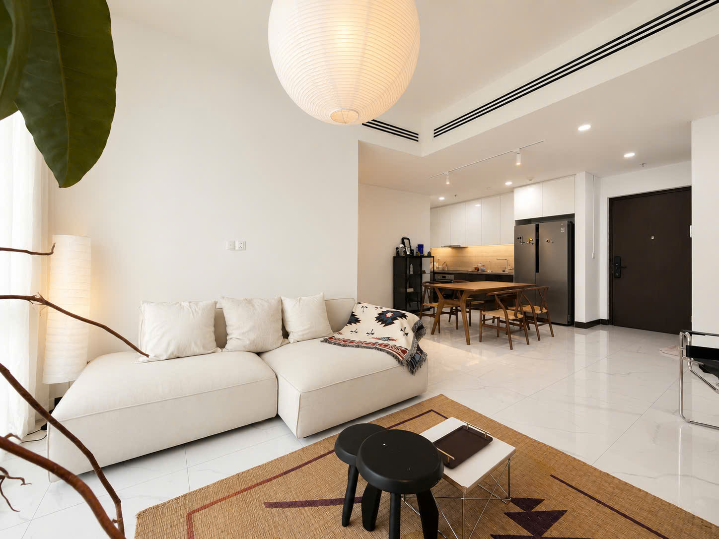 Luxury fully furnished 2 bedroom apartment for rent at Empire City Linden Residences Thu Thiem
